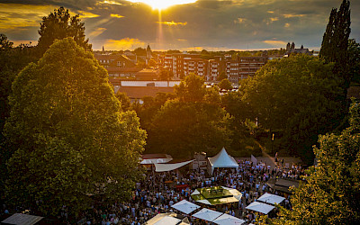Das Emsdettener Weinfest im Kulturhof Deitmar.