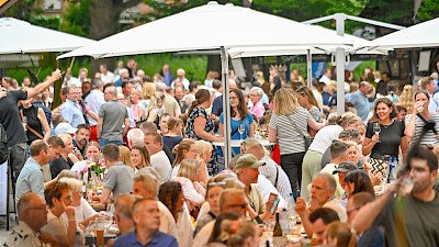 Foto 3 zu Weinfest - Test Ricarda