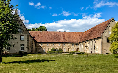 Das Kloster Bentlage an einem schönen Sommertag