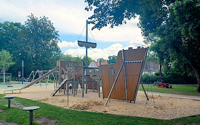 Spielplatz Hof Deitmar