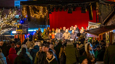 Foto 1 zu Emsdettener Sternschnuppenmarkt